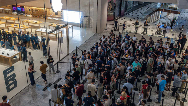 Smartphone market poised for ‘sharpest decline on record’ in 2026